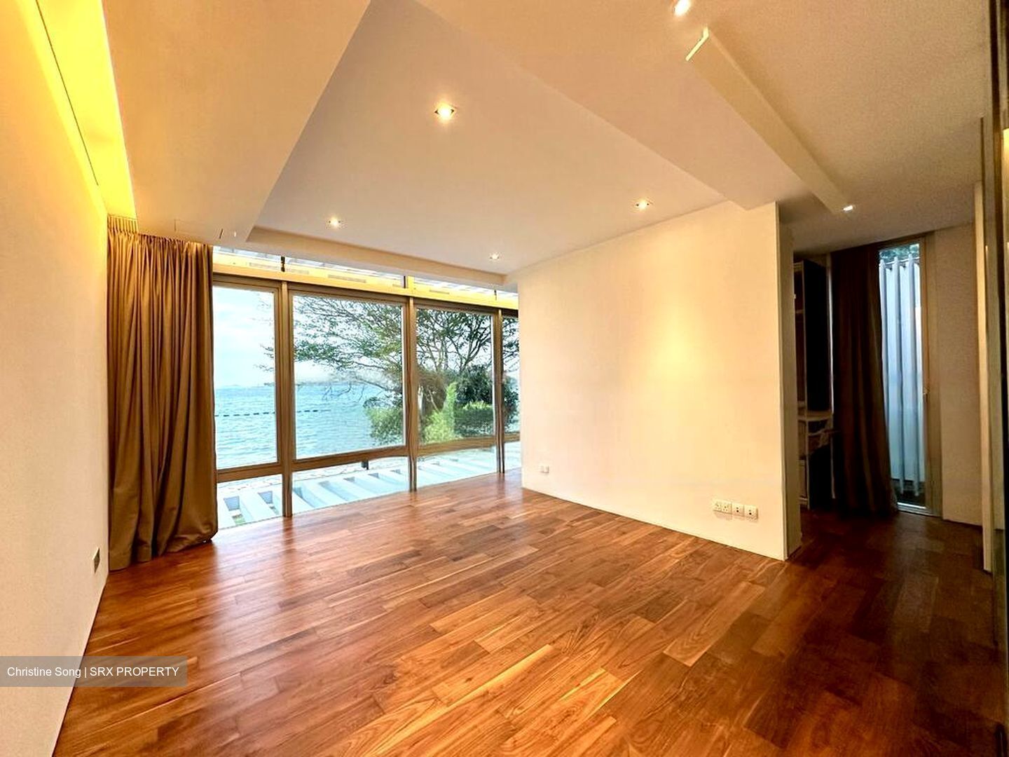 Cove Drive (D4), Detached #436762051